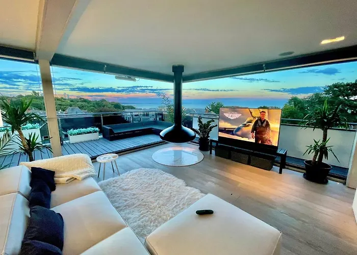 The Beach Hytte - Stunning Sea View Penthouse Bournemouth, United Kingdom