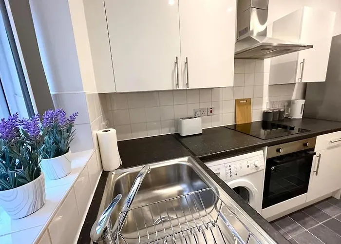 Lorne Park Road, Bournemouth Apartment, United Kingdom