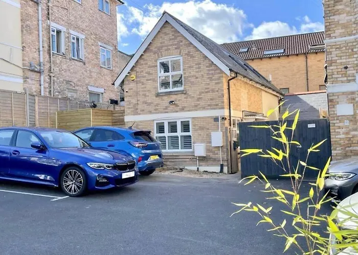 The Coach House By Bournecoast - A Unique And Beautiful Coach House In The Heart Of Bournemouth Town Centre - Hb5458 Villa, United Kingdom