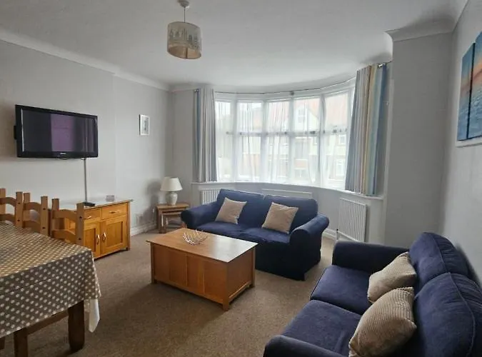 Lelola Lodge Bournemouth