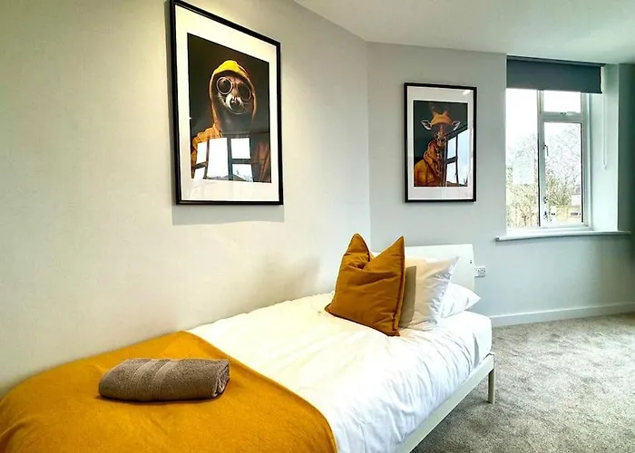 Charming 3Br: Close To Beach & Bournemouth! +Wi-Fi, United Kingdom