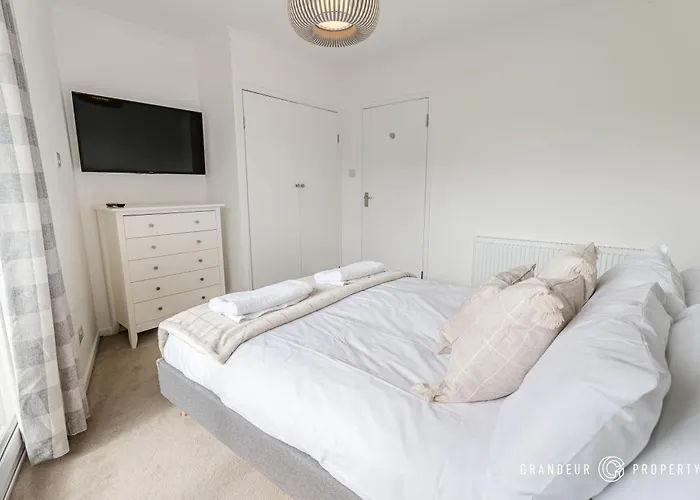 Shoreline Suite By Grandeur Property Bournemouth, United Kingdom