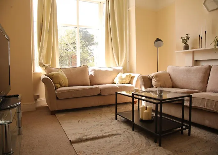 Cozy 1 Bedroom Flat Near Beach Sleeps 4 Bournemouth, United Kingdom