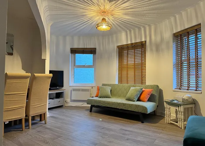 Purbeck Inn Entire Apartment In Bournemouth Town Centre, United Kingdom