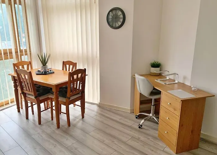 Two Bedroom Apartment In Central Bournemouth, United Kingdom