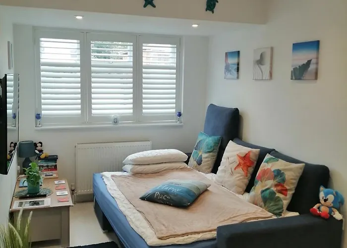 The Blue Crab In Bournemouth Villa, United Kingdom
