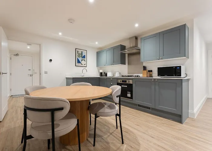 Beach Vibes Garden Apartment Close To Town Centre & Beach Bournemouth, United Kingdom