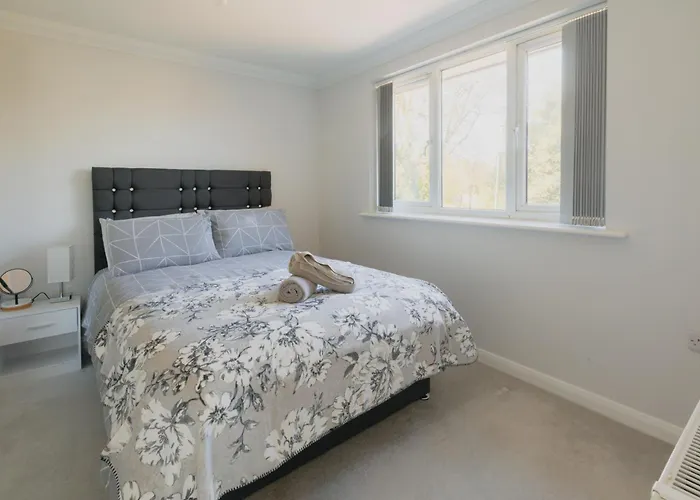 Newly Refurbished Two Bedroom Flat Near Town Centre Bournemouth, United Kingdom