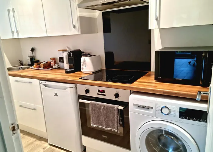 Peaceful Place, Free Parking & Private Entrance Bournemouth, United Kingdom