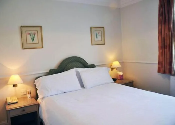 Montague Hotel