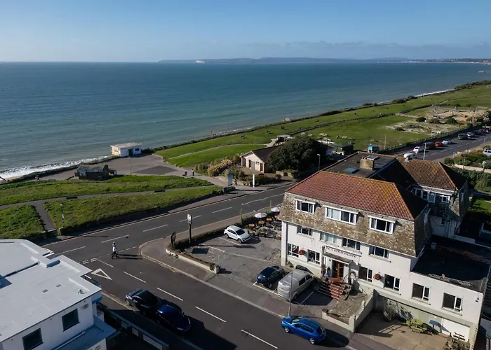 Commodore Hotel By Greene King Inns Bournemouth