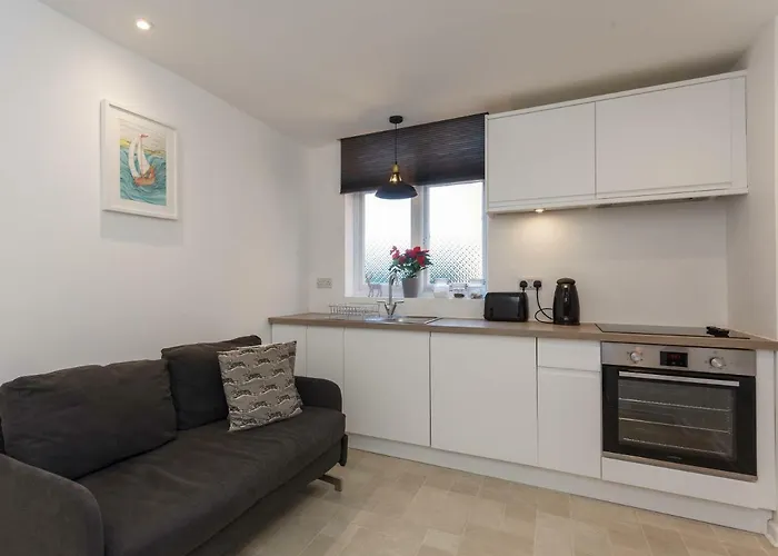 Dale House - Vivre Retreats Apartment Bournemouth, United Kingdom