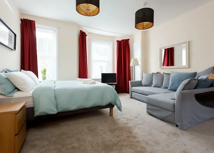 Stylish Town Centre Apartment Close To Beach And Shops Bournemouth, United Kingdom