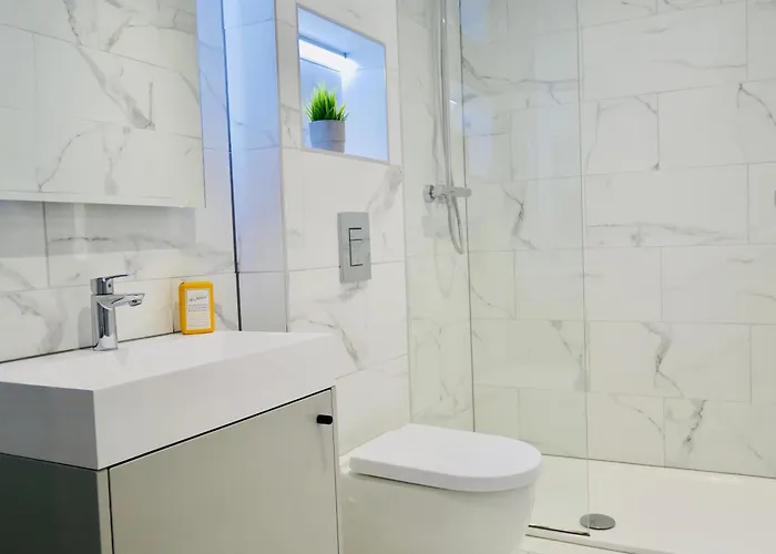 Beautiful Alumpointe Apartment - 400M To The Beach Bournemouth, United Kingdom